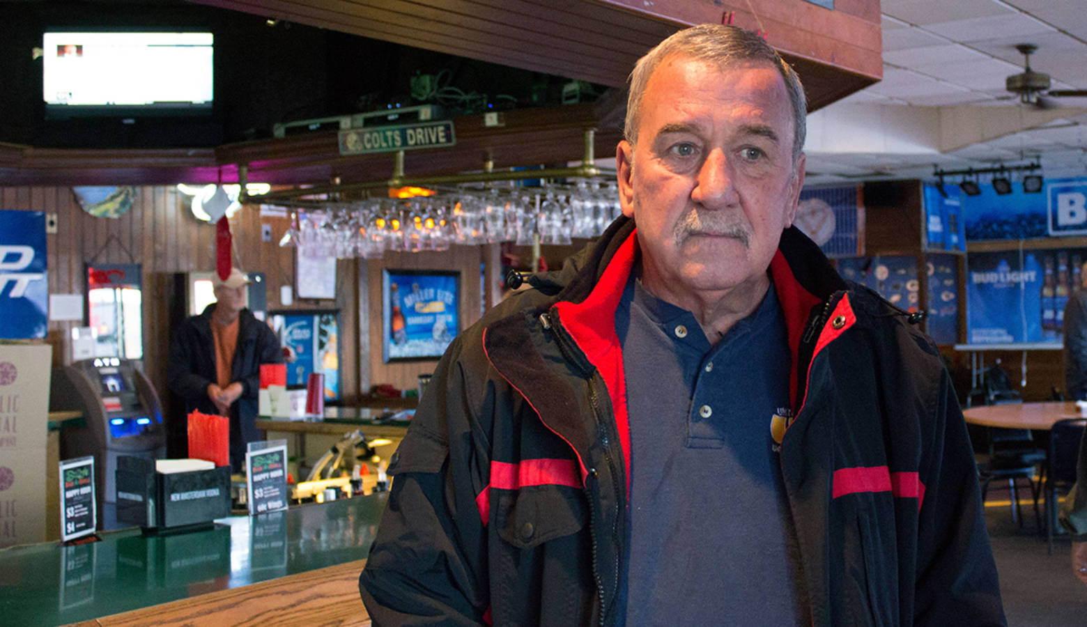 Chuck Jones, president of United Steelworkers Local 1999, visits Sully's Bar and Grill in Indianapolis near the Carrier plant on the city's west side. Jones suspects Carrier military contracts were used to keep jobs in Indianapolis. (Drew Daudelin/WFYI News)