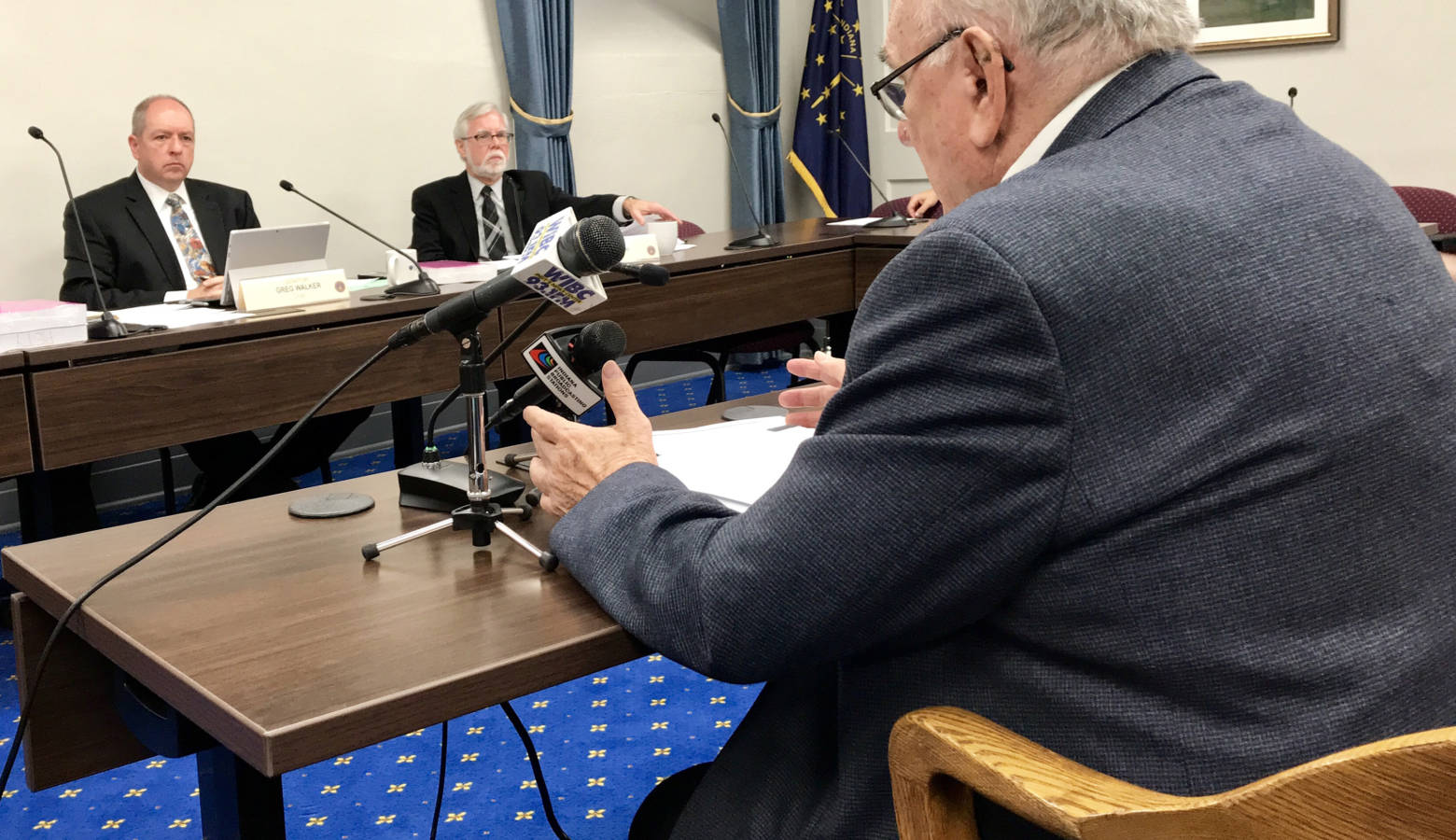 Sen. Frank Mrvan (D-Hammond) presents his no-excuse absentee voting bill to the Senate Elections Committee. (Brandon Smith/IPB News)