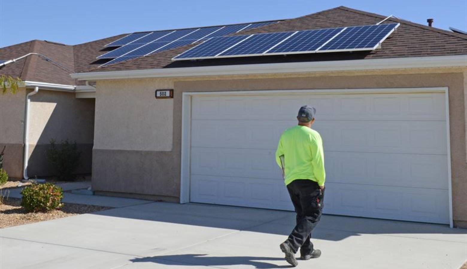 A home fitted with solar panels at Edwards Air Force Base in California, October 2017. (Kenji Thuloweit/U.S. Air Force)