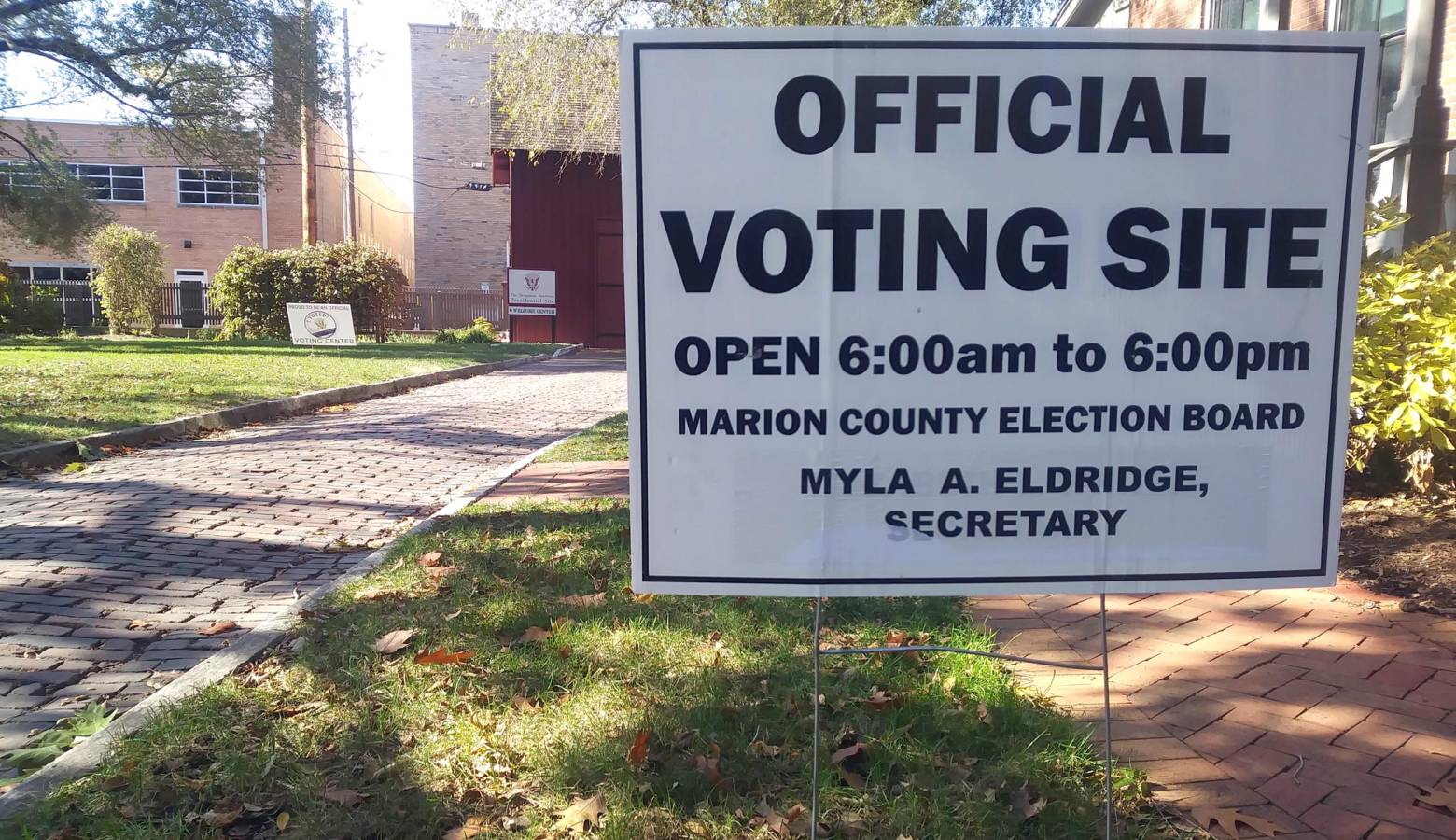 An Indianapolis voting site. (Lauren Chapman/IPB News)