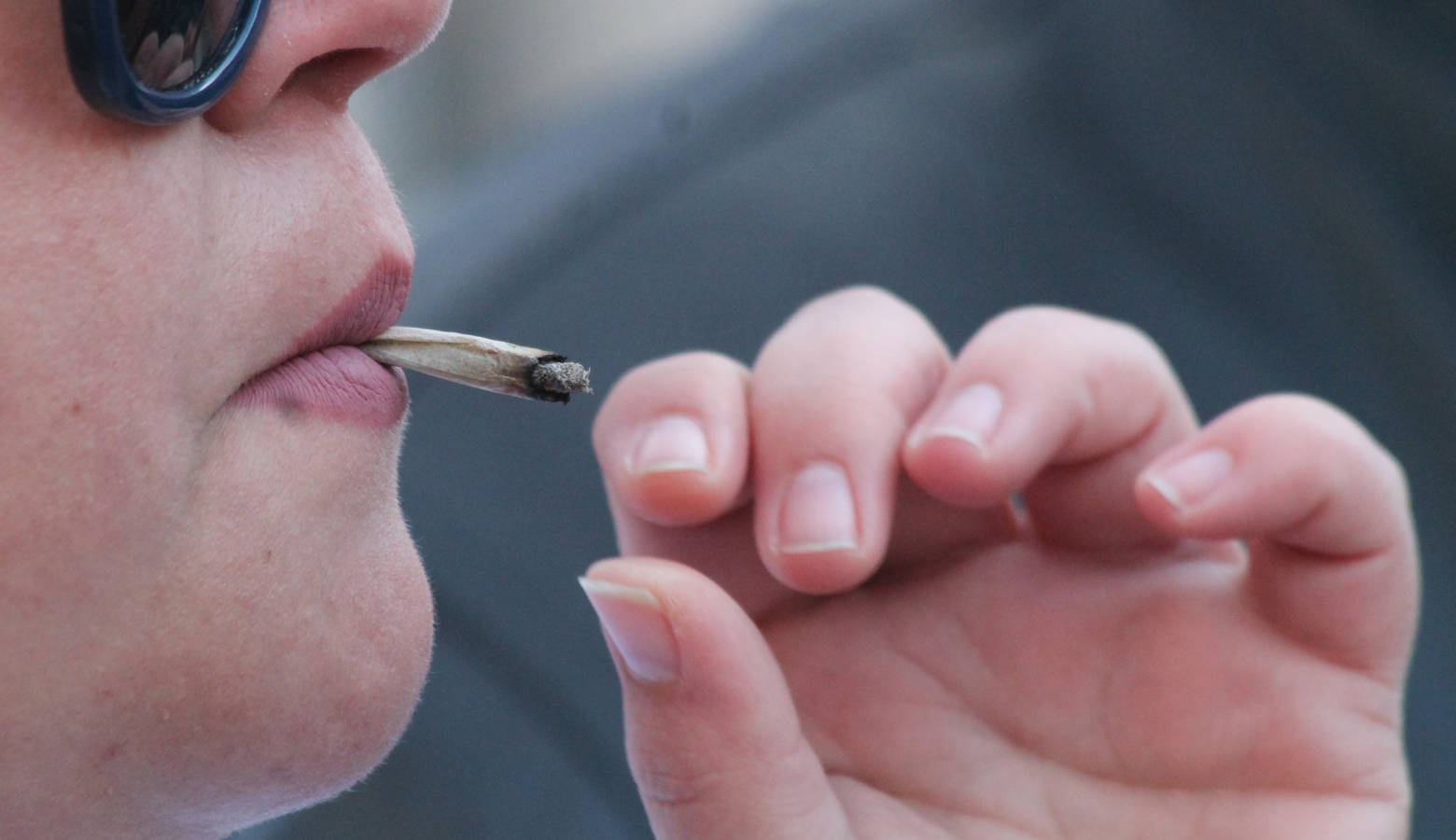 Demonstrators at the Statehouse handed out free joints and other marijuana products at the rally. (Lauren Chapman/IPB News)