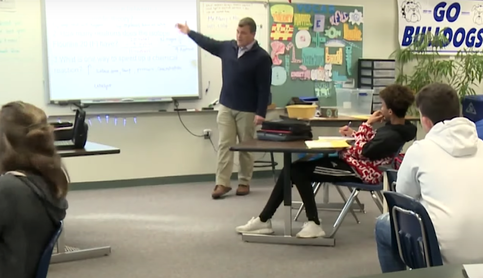 Keith Morey explains the concept of a theory at Centerville-Abington Junior High School. (FILE PHOTO: Tyler Lake/WTIU)