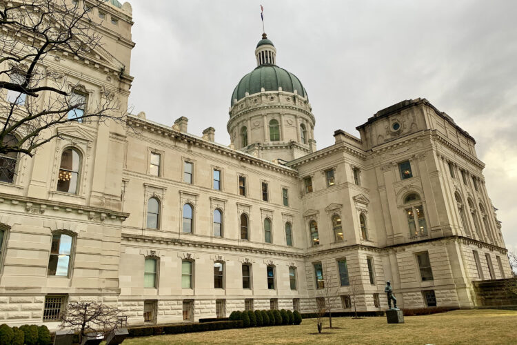 The northwestern exterior of the Indiana Statehouse.