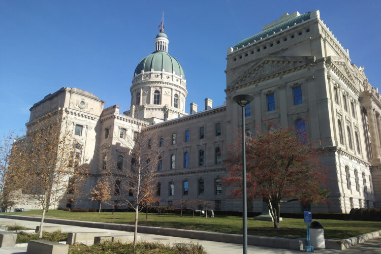 The southwest exterior of the Indiana Statehouse.